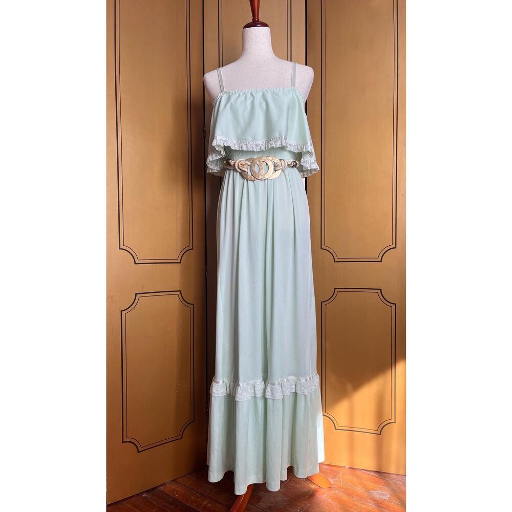 Vintage maxi dress in pale green with lace ruffles, size M